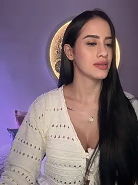 SarahhSmitth1 online show from 12-15-25, 12:26