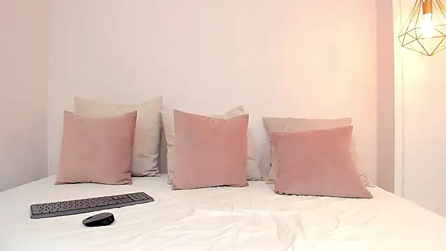 Snapshot of anny_tayloor chatting on 03-05-25, 07:49 anny tayloor online show from 03-05-25, 07:49