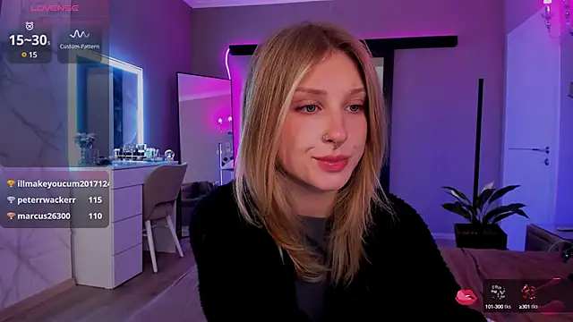 Snapshot of lilyvibe chatting on 12-05-24, 08:33 lilyvibe online show from 12-05-24, 08:33