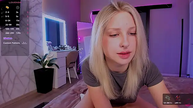 Snapshot of lilyvibe chatting on 01-30-25, 10:41 lilyvibe online show from 01-30-25, 10:41