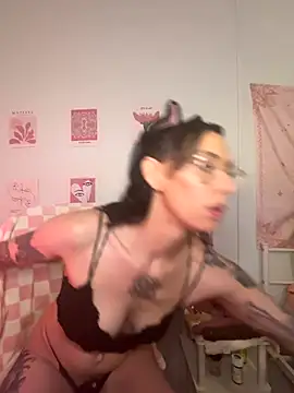 averietheangel online show from 10-10-25, 09:47