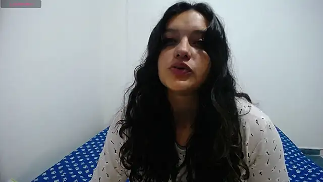 Laurenkenner  online show from 12-16-24, 10:56