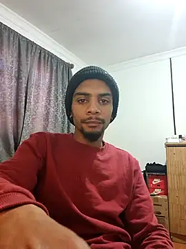 Snapshot of 29YOURZ_28_ chatting on 10-19-25, 09:21 29YOURZ 28 online show from 10-19-25, 09:21