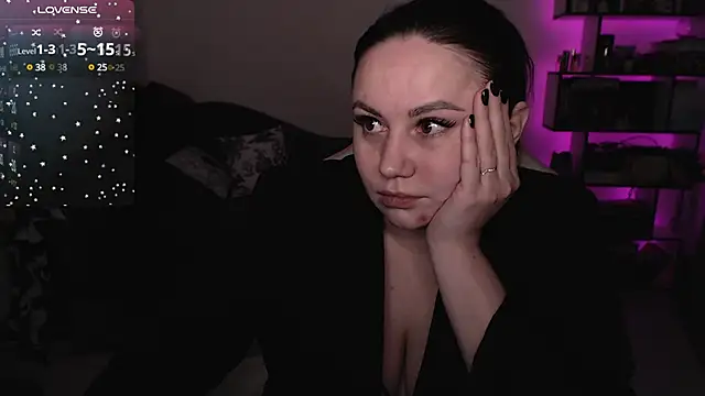 Snapshot of SexyWitch_666 chatting on 01-24-25, 06:35 SexyWitch 666 online show from 01-24-25, 06:35