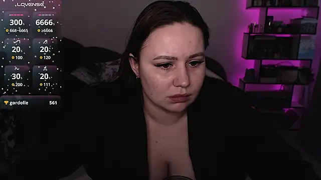 Snapshot of SexyWitch_666 chatting on 01-25-25, 10:40 SexyWitch 666 online show from 01-25-25, 10:40