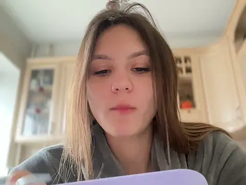 Snapshot of sweety_secret_ chatting on 01-20-25, 09:13 sweety secret online show from 01-20-25, 09:13