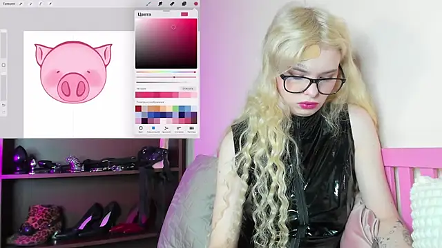 Snapshot of MisssLola chatting on 02-14-25, 02:02 MisssLola online show from 02-14-25, 02:02