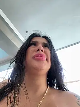 kiim taaylor online show from 02-17-25, 11:34