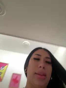 kiim taaylor online show from 03-06-25, 01:14