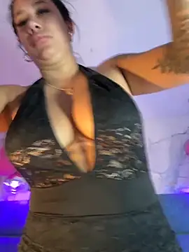 kiim taaylor online show from 09-22-25, 01:02