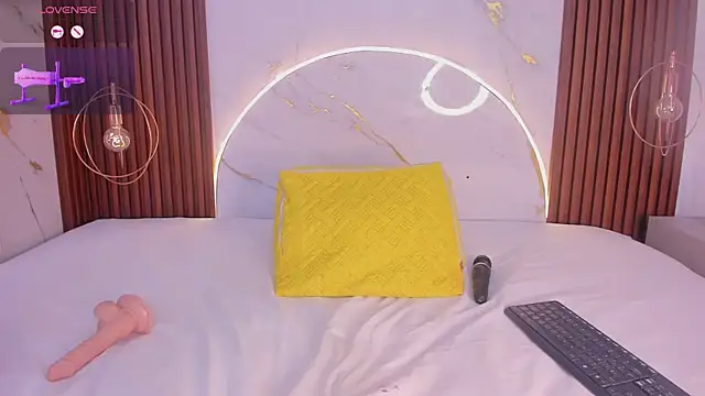 Snapshot of miamiller69 chatting on 03-16-25, 07:26 miamiller69 online show from 03-16-25, 07:26