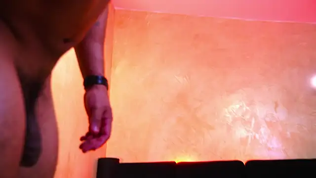 MassimoWalton2 online show from 03-16-26, 05:44