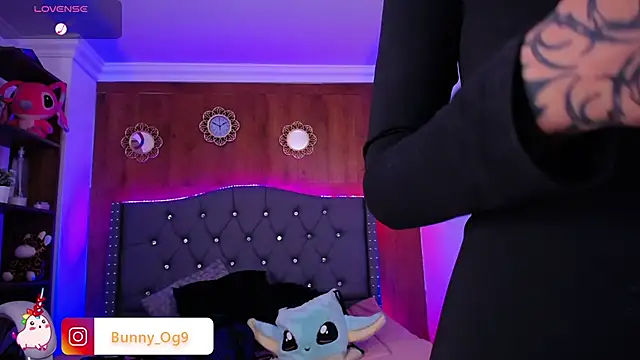 Bunny O online show from 01-11-25, 02:20