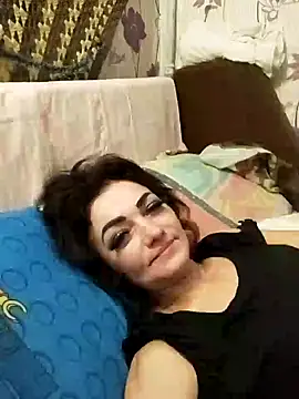 Snapshot of SweetLeila40 chatting on 01-11-25, 09:36 SweetLeila40 online show from 01-11-25, 09:36