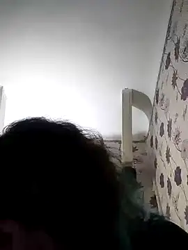 Snapshot of SweetLeila40 chatting on 02-06-25, 11:48 SweetLeila40 online show from 02-06-25, 11:48