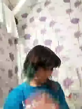 Snapshot of SweetLeila40 chatting on 02-15-25, 09:26 SweetLeila40 online show from 02-15-25, 09:26