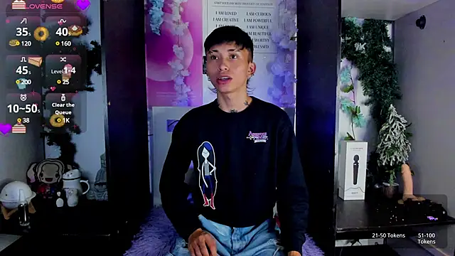 Snapshot of juniior_2311_ chatting on 02-06-25, 09:38 juniior 2311 online show from 02-06-25, 09:38