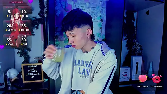 Snapshot of juniior_2311_ chatting on 03-07-25, 11:38 juniior 2311 online show from 03-07-25, 11:38