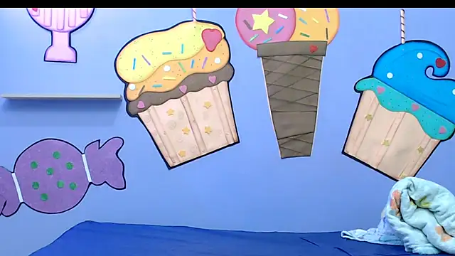 evaleribigtits18 online show from 12-05-25, 07:10