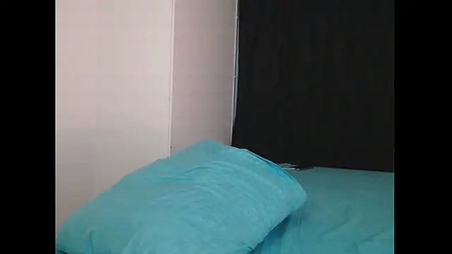 Snapshot of sexymoreniita chatting on 01-17-25, 01:04 sexymoreniita online show from 01-17-25, 01:04