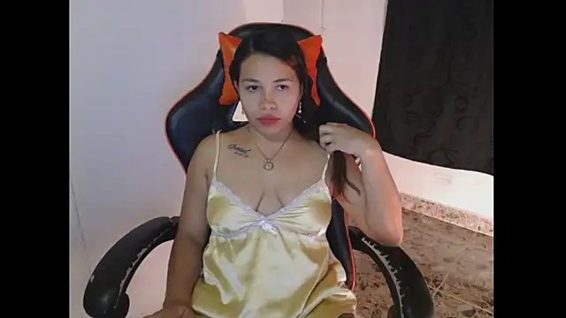 Snapshot of sexymoreniita chatting on 03-09-25, 12:53 sexymoreniita online show from 03-09-25, 12:53