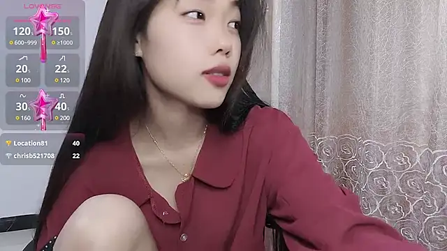 Snapshot of Lvy--v chatting on 03-04-25, 10:38 Lvy--v online show from 03-04-25, 10:38