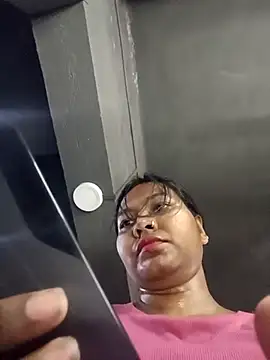 Hot Urvi online show from 03-19-25, 07:18