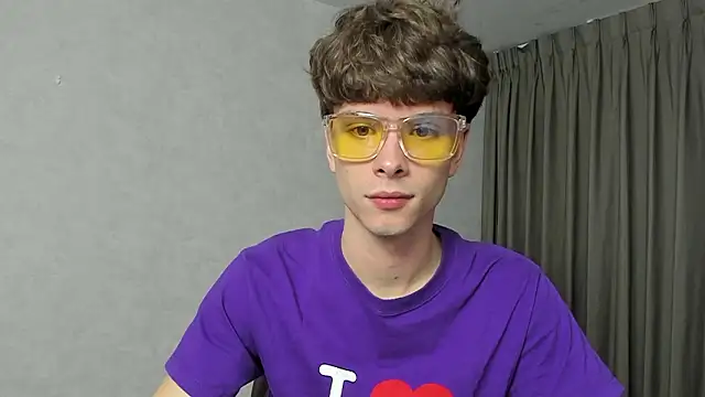 calvin love you online show from 03-08-26, 05:17