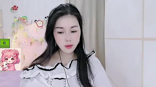 Snapshot of HK_angelchloe chatting on 07-18-26, 01:21 HK angelchloe online show from 07-18-26, 01:21