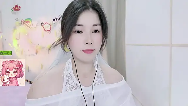 Snapshot of HK_angelchloe chatting on 08-07-26, 01:29 HK angelchloe online show from 08-07-26, 01:29