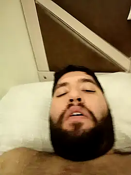 Snapshot of 31cektirenbatuu chatting on 11-15-25, 10:04 31cektirenbatuu online show from 11-15-25, 10:04