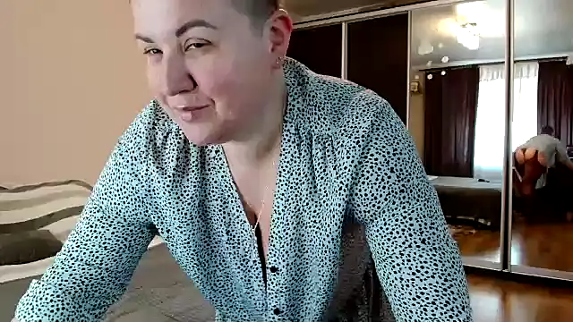 Snapshot of Annet1912 chatting on 04-05-26, 09:39 Annet1912 online show from 04-05-26, 09:39