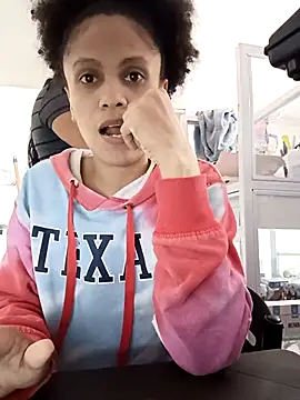 BlairSamy online show from 01-13-26, 02:44