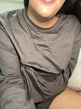 lilylush24 online show from 03-19-25, 11:47