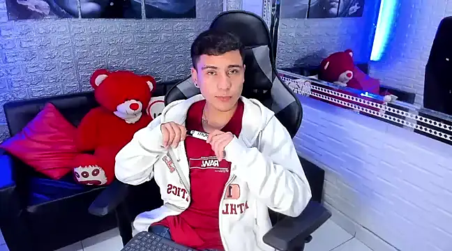 salvadorgomezx online show from 01-14-25, 01:47