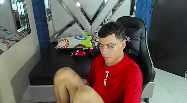 salvadorgomezx online show from 01-25-25, 05:08