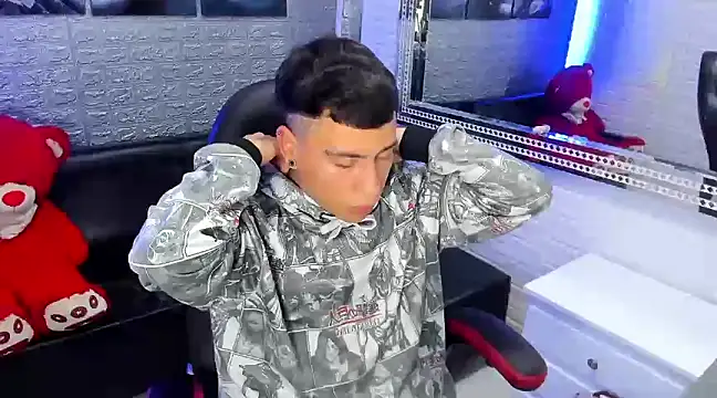 salvadorgomezx online show from 02-19-25, 08:55