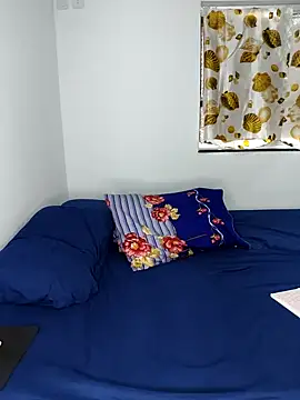 VitoriaFernandes online show from 02-05-25, 02:16