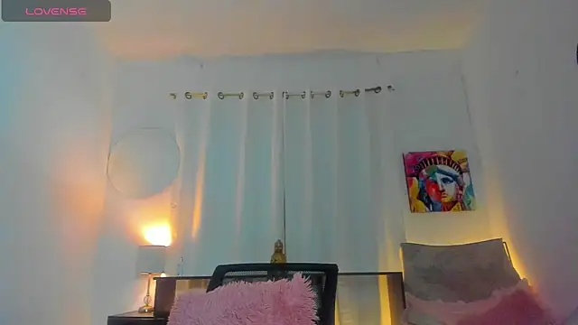 Sophie sweett19 online show from 05-10-26, 08:14
