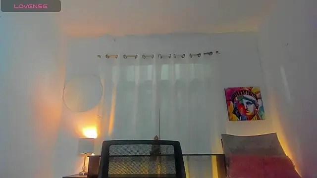 Sophie sweett19 online show from 05-12-26, 12:41