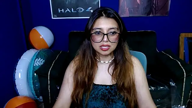 X CHERRY XX online show from 12-04-24, 10:51