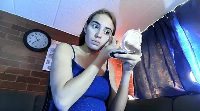 ValeriaLacrozee online show from 12-16-24, 03:43