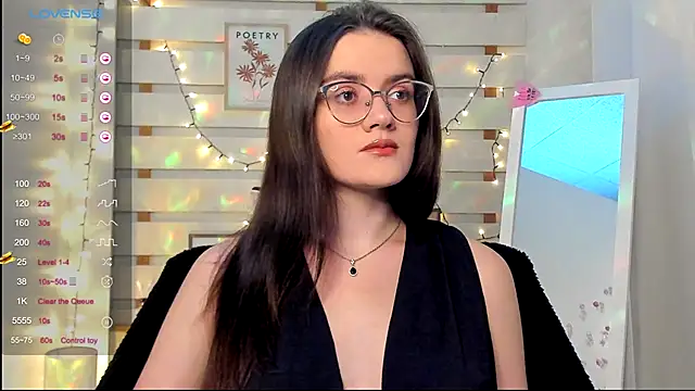 Snapshot of Josephine_jo chatting on 09-27-25, 03:39 Josephine jo online show from 09-27-25, 03:39