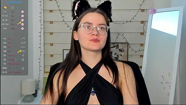 Snapshot of Josephine_jo chatting on 10-17-25, 05:48 Josephine jo online show from 10-17-25, 05:48