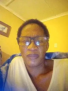 Snapshot of bustybillies chatting on 04-13-26, 03:28 bustybillies online show from 04-13-26, 03:28
