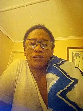 Snapshot of bustybillies chatting on 04-14-26, 04:35 bustybillies online show from 04-14-26, 04:35
