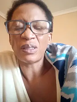 Snapshot of bustybillies chatting on 04-15-26, 12:23 bustybillies online show from 04-15-26, 12:23