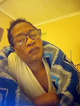 Snapshot of bustybillies chatting on 04-16-26, 02:56 bustybillies online show from 04-16-26, 02:56