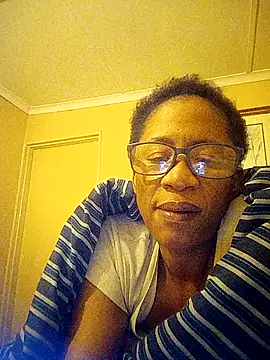 Snapshot of bustybillies chatting on 05-12-26, 03:42 bustybillies online show from 05-12-26, 03:42