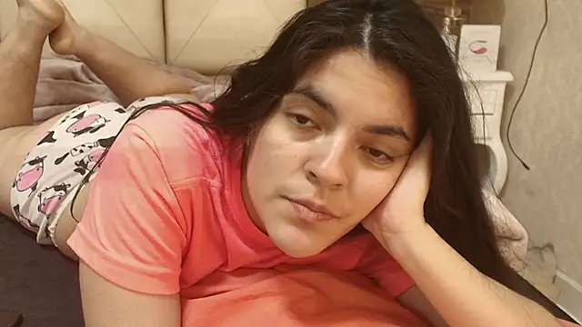 sofiaclauss online show from 10-28-25, 08:55